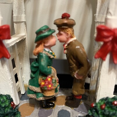 Lemax Village Collection Figure Figurine Kissing Couple 
