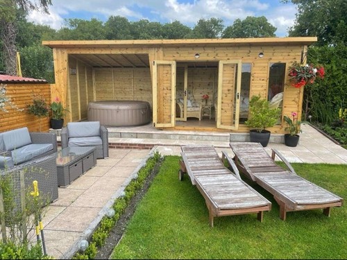 18X10 HEAVY DUTY TIMBER SUMMER HOUSE & HOT TUB COMBI 14MM T&G PRESSURE TREATED - Picture 6 of 12