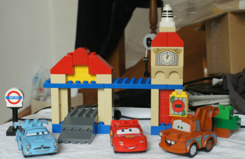 Coffret Carrera GO 62239 Cars 2 – Finn McMissile Et Mater, Circuit D'occasion