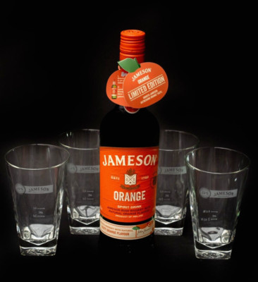 Jameson Orange Irish Whiskey Triple Distilled  30 % Vol.  0,7 Liter + 4 Gläser