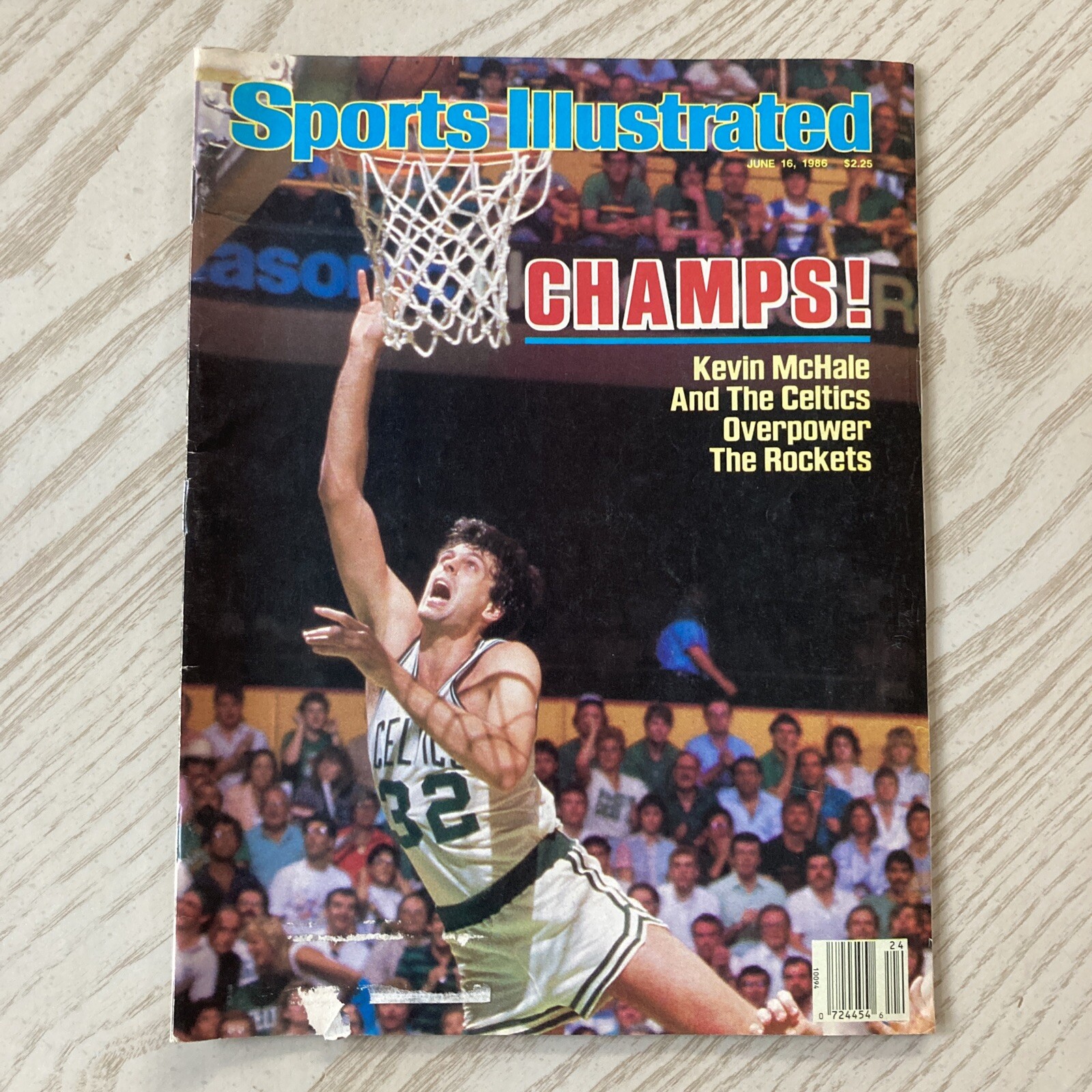 Lot of (4) Sports Illustrated Boston Celtics Covers Bird McHale 1986