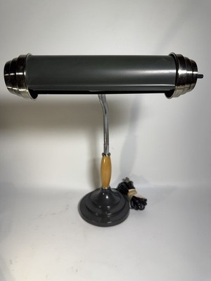 Vintage Adjustable Hunter Green Gooseneck Metal Desk Lamp MCM/Industrial