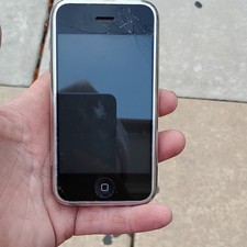 Apple iPhone 1st Gen 8GB A1203 Silver/Black, 2.0MP, Headphone Jack, Speakerphone