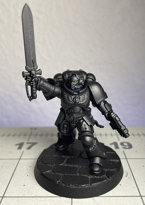 Lieutenant with Power Sword Warhammer 40k Space Marines Primaris Indomitus GW