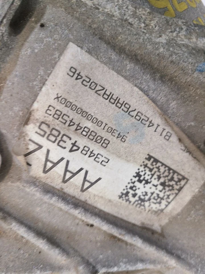 15-20 Chevrolet Suburban 1500 Portador Delantero 3.42 Relación Opt GU6 23312174        Foto 3 de 4