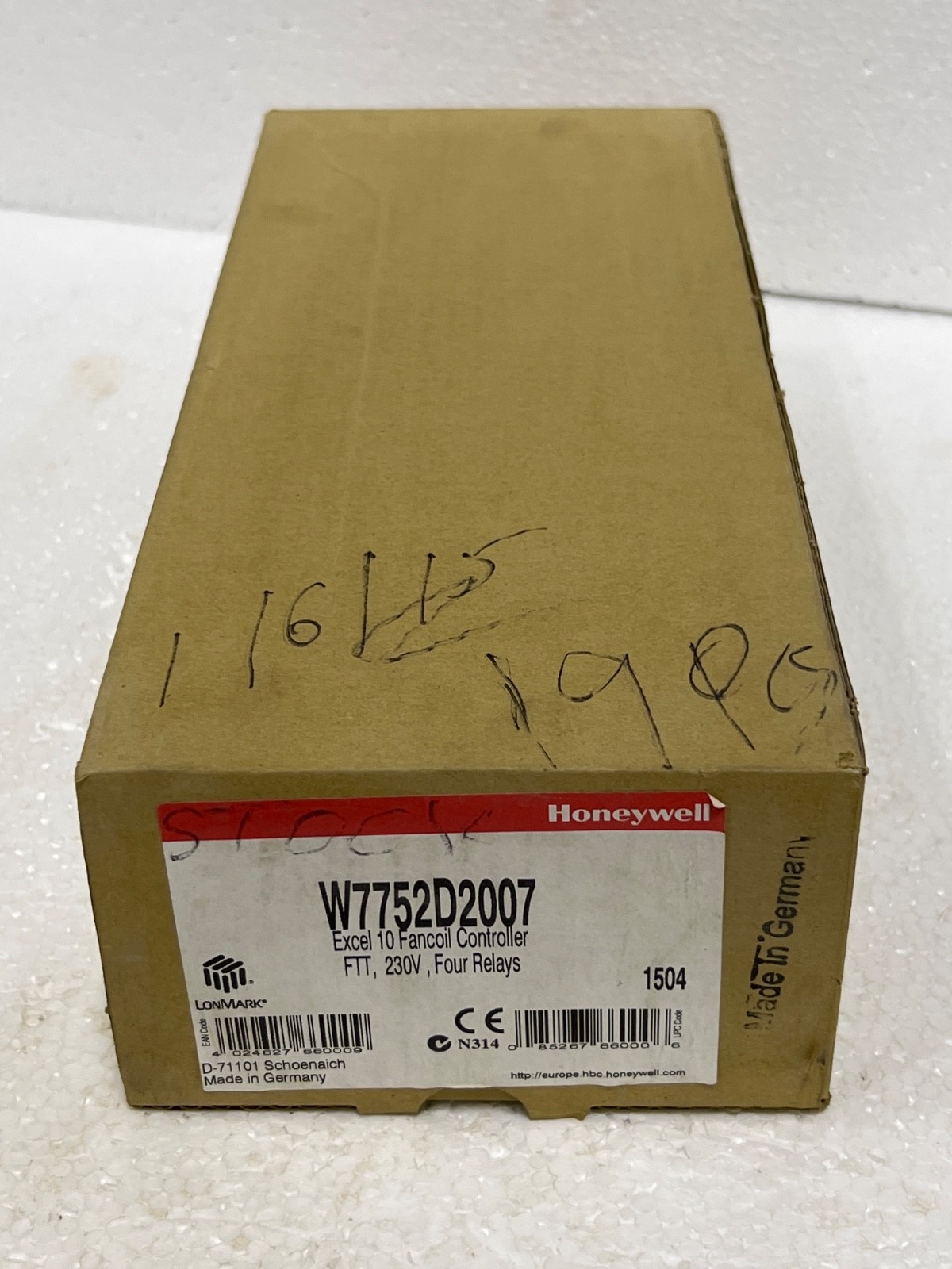 Honeywell Centra W7752D2007 Excel 10 Fancoil Controller Fan Convector
