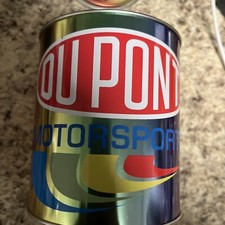 Jeff Gordon 24 Chevy Monte Carlo Diecast Car DuPont Paint Can Action 1:64