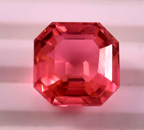 Pietra Rosa Pietra preziosa tagliata a rosa da giallo a a alessandrite naturale 13 ...