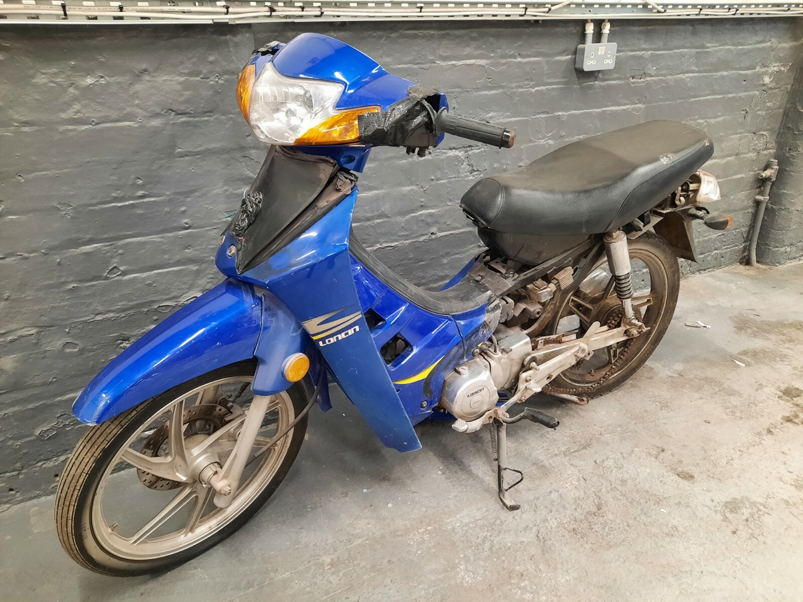 Image 1 - Lancin-107cc-scooter