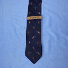 New!!! Wembley Tie Ski ⛷️ Pattern 100% Silk Hand Made New!!! Wembley Tie Ski ⛷️ Pattern 100% Silk Hand Made