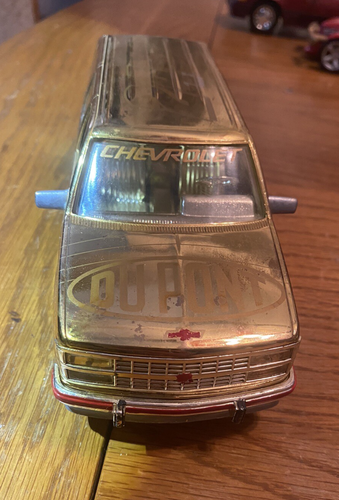 1997 Chevy Suburban (5000 MADE) Dupont 1/25 scale Brookfields Collectors guild - Picture 2 of 6