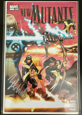New Mutants #1 (NM/M) 2009 Signed by Zeb Wells, Diogenes Neves