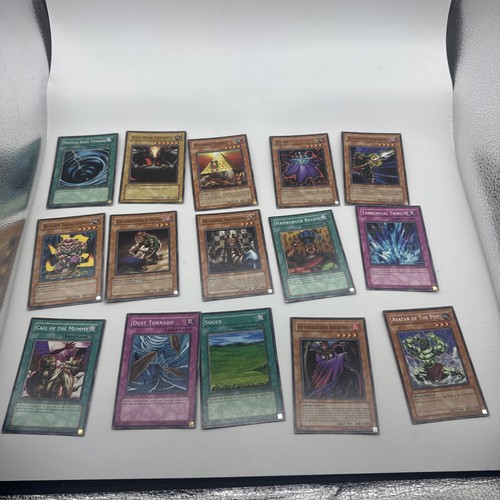 1996 YuGiOh Card Bundle Lots Of 1st Editions 100+ - Picture 5 of 9