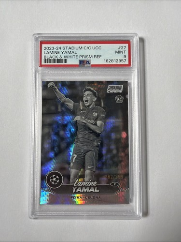 Lamine Yamal [Black White Refractor] #27 2023 Topps Stadium Club Chrome UEFA card