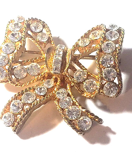 Vintage Eisenberg Ice Signed Rhinestone Bow Brooch Gold Tone Rope Twist – 1950s
