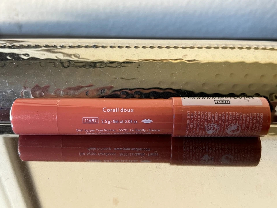Lápiz labial Yves Rocher brillo de labios 2,5 g lápiz labial radiante regalo de novia Foto 2 de 3
