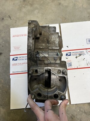 1992 Rm250 Case Halves Left Right Motor Bottom End Cases Block