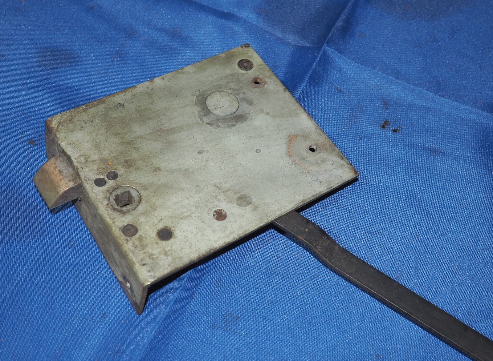 1946-1955 Bentley MkVI R Type RR Silver Dawn Rear Right Door Locking Latch OEM