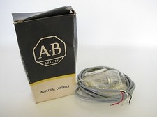 New Allen Bradley Cylindrical Proximity Switch 871C 871C-A5A18 Ser.A 871CA5A18 