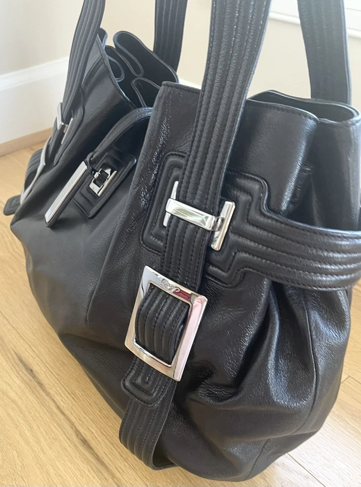 Auténtico $2,625 ROGER VIVIER “Roadster” Bolso de Cuero Negro Cartera Hobo Enorme Usado en Excelente Condición Foto 2 de 4
