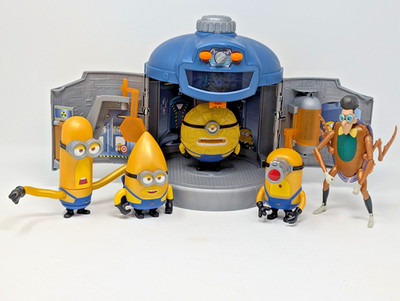 Despicable Me 4 Lot, Transformation Chamber (working) + 4 Minions and Maxime