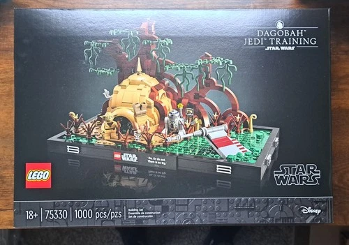 LEGO Star Wars: Dagobah Jedi Training Diorama 75330 - Retired - New Sealed