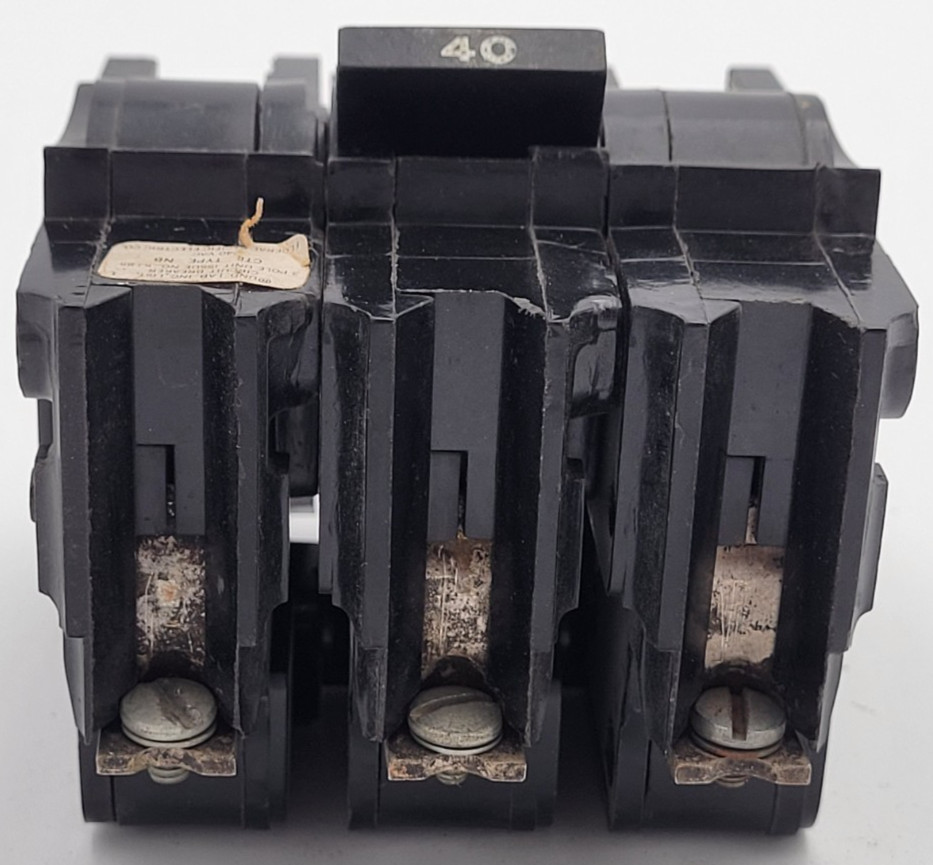 FPE NB340 40 A 3-Pole Bolt-On 240 V Federal Pacific Circuit Breaker Type NB USED