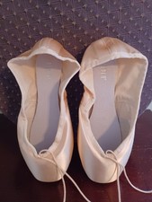 New Bloch Heritage Pointe Shoes
