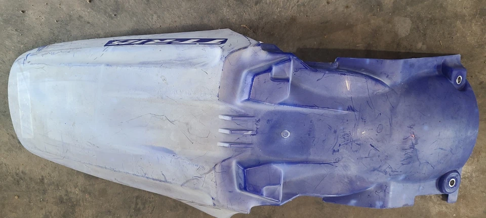 Guardabarros delantero y trasero usado 2002-2008 para una Yamaha TTR 125 Foto 4 de 4