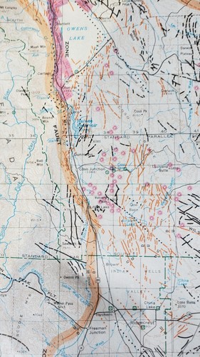 1975 California Fault Map Volcanoes, Thermal Springs and Thermal Well Locations - Picture 12 of 18
