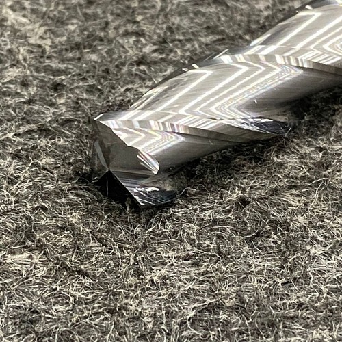 YG1 E5G97982 3 Flute 1/2x21/2x5 Carbide Corner Radius End Mill for