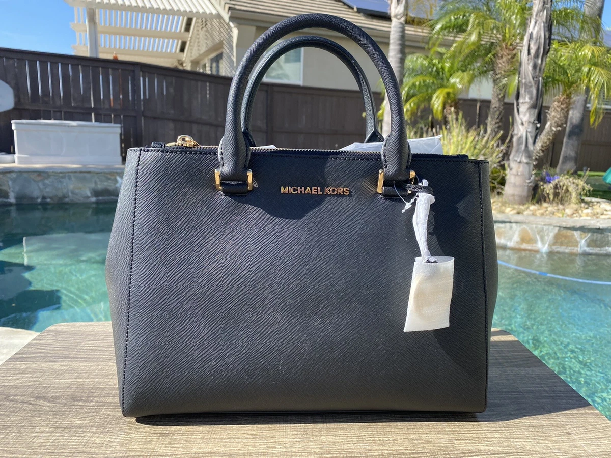 michael kors saffiano medium