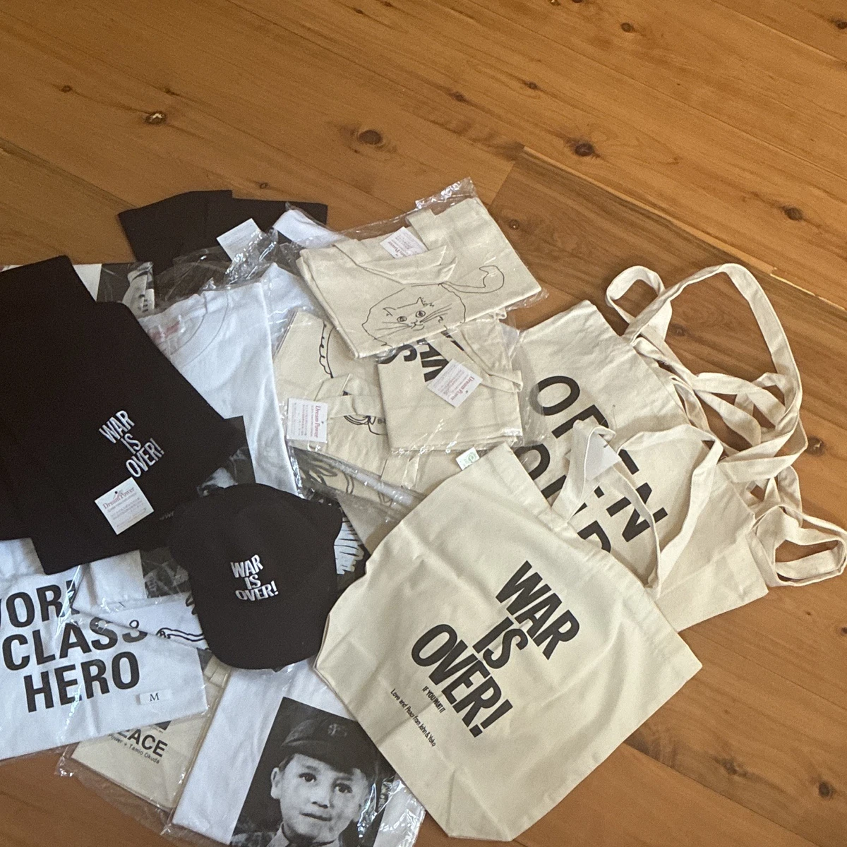 LENNON コレクターズアイテム John Lennon Memorabilia for sale | eBay