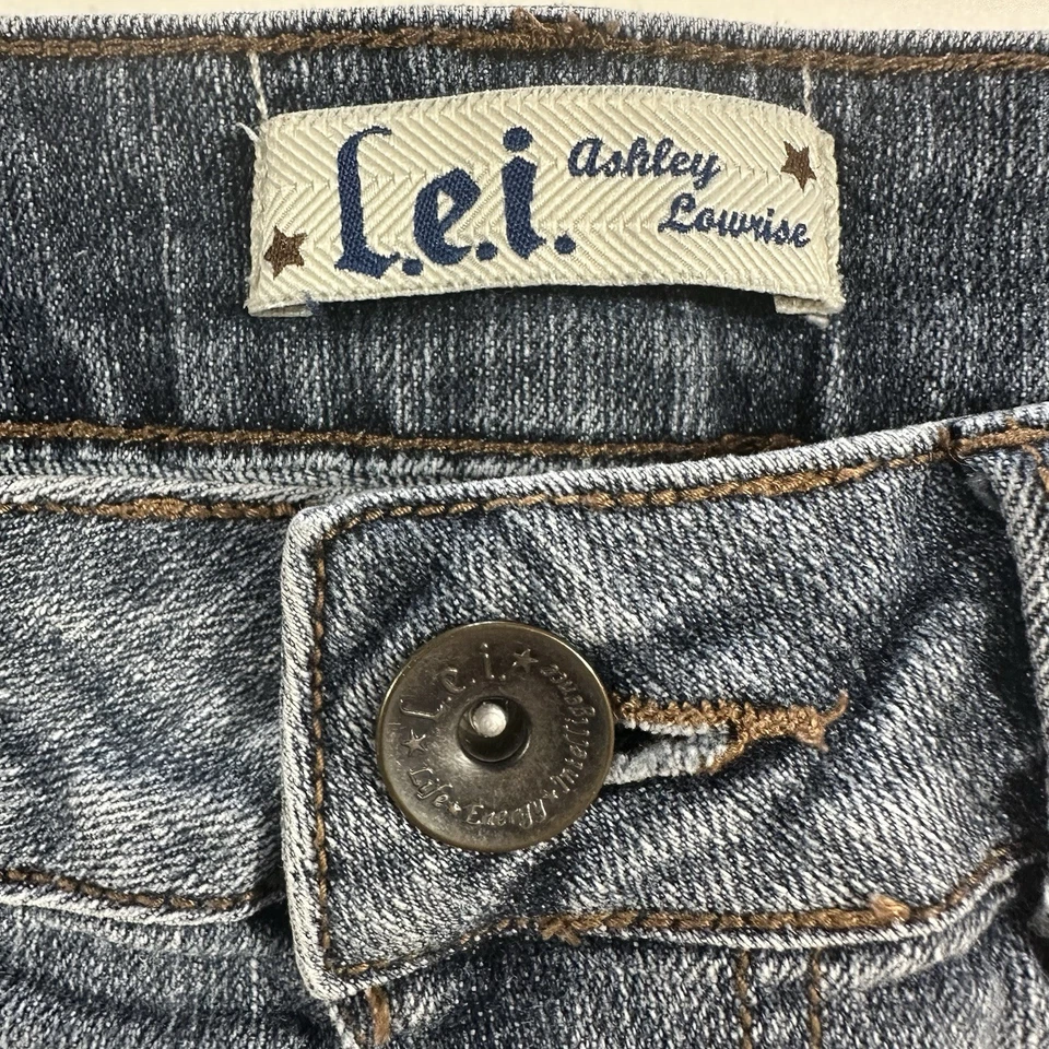 VINTAGE Y2K Lei Micro Shorts Size 11 Distressed Cut Off Retro Ashley Fit 2010 - Image 4 of 4