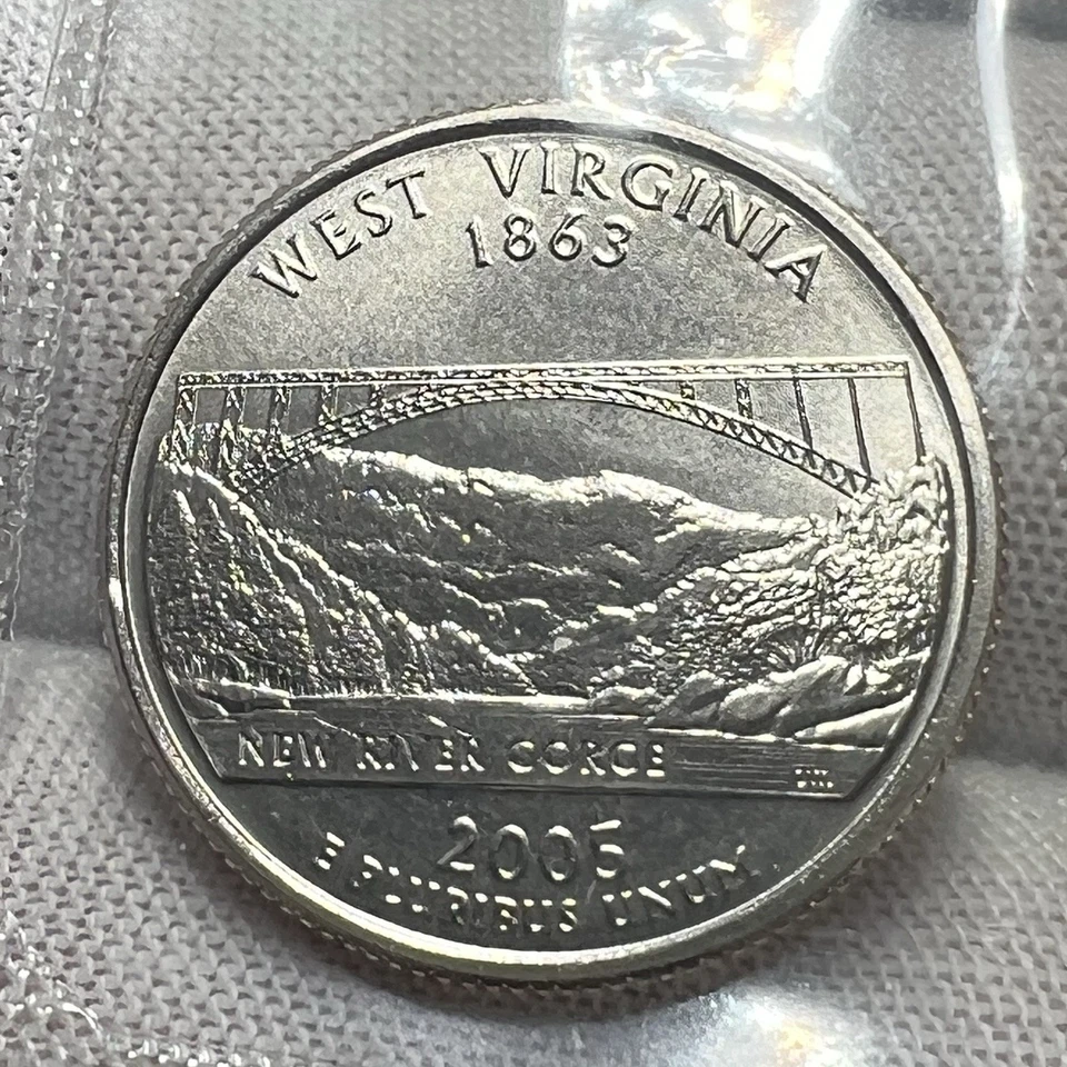 2005-P&D West Virginia 25c Satin BU Mint Cello receive both coins pictured #3041 - Image 3 of 4