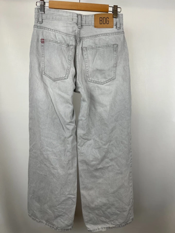 Pantalones de mezclilla BDG para mujer 27 gris claro tiro alto pierna ancha 100 % algodón calce relajado Foto 4 de 4