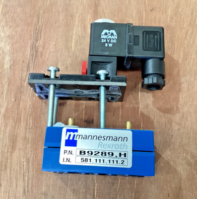 Mannesmann Rexroth B9289.H Directional Control Valve 5/2 with 24VDC