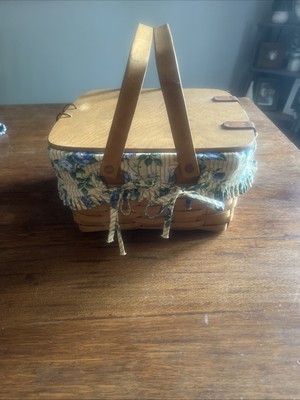 Longaberger Picnic Basket 1997 With Liner 