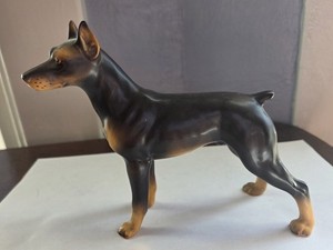 Doberman Pinscher Figurine Lefton Fine Porcelain Japan