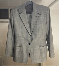 Gianni Versace Vintage Women  s 2 Piece Suit Rare Late 80s 42