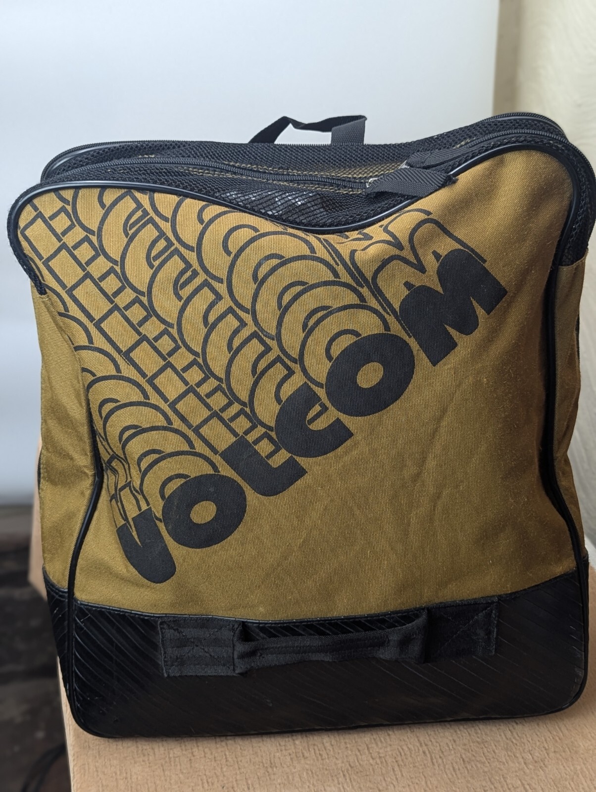 Volcom Backpack Vintage Multi Material Canvas Pla… - image 1