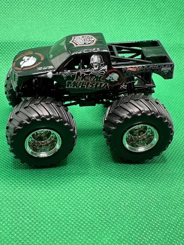 Hot Wheels Monster Jam Monster Truck Metal Mulisha 1:64 Diecast Vehicle ...