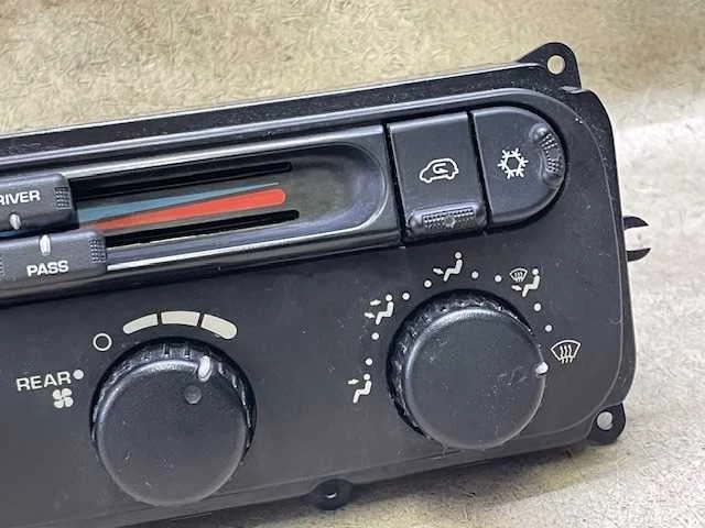 Control de temperatura climático AC 05175359AC compatible con Dodge Caravan 04-07 b108-201996 Foto 3 de 4