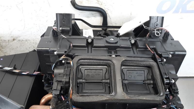 Maserati GranTurismo 2015-2015 Ac evaporators Set P/N 085235700