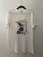 Joe&rsquo;s Pub Our Fries Sing House of Larreon Graphic T Shirt Large White NYC