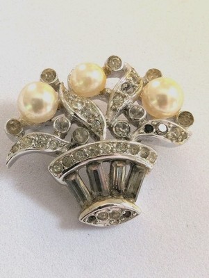 Vtg Crown Trifari Alfred Philippe Faux Pearl Rhinestone Flower Basket Brooch Mcm