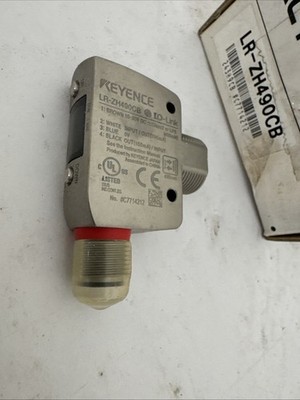 Keyence LR-ZH490CB Self-Contained CMOS Laser Sensor M12 Male 4-Pin