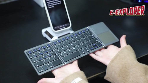 Folding Keyboard Mini Wireless Bluetooth Keyboard For Windows Android IOS iPad - Picture 16 of 19
