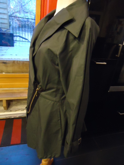 Veste Manteau DECA - Taille 3 - Noir à Fines Rayures Blanches - Occasion Très Bon état