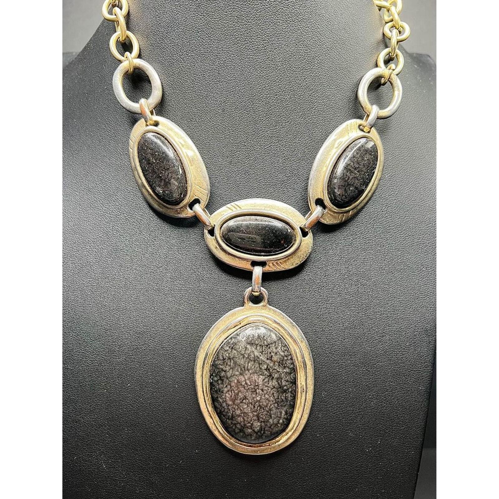 Agate Pendant Statement Necklace - image 2